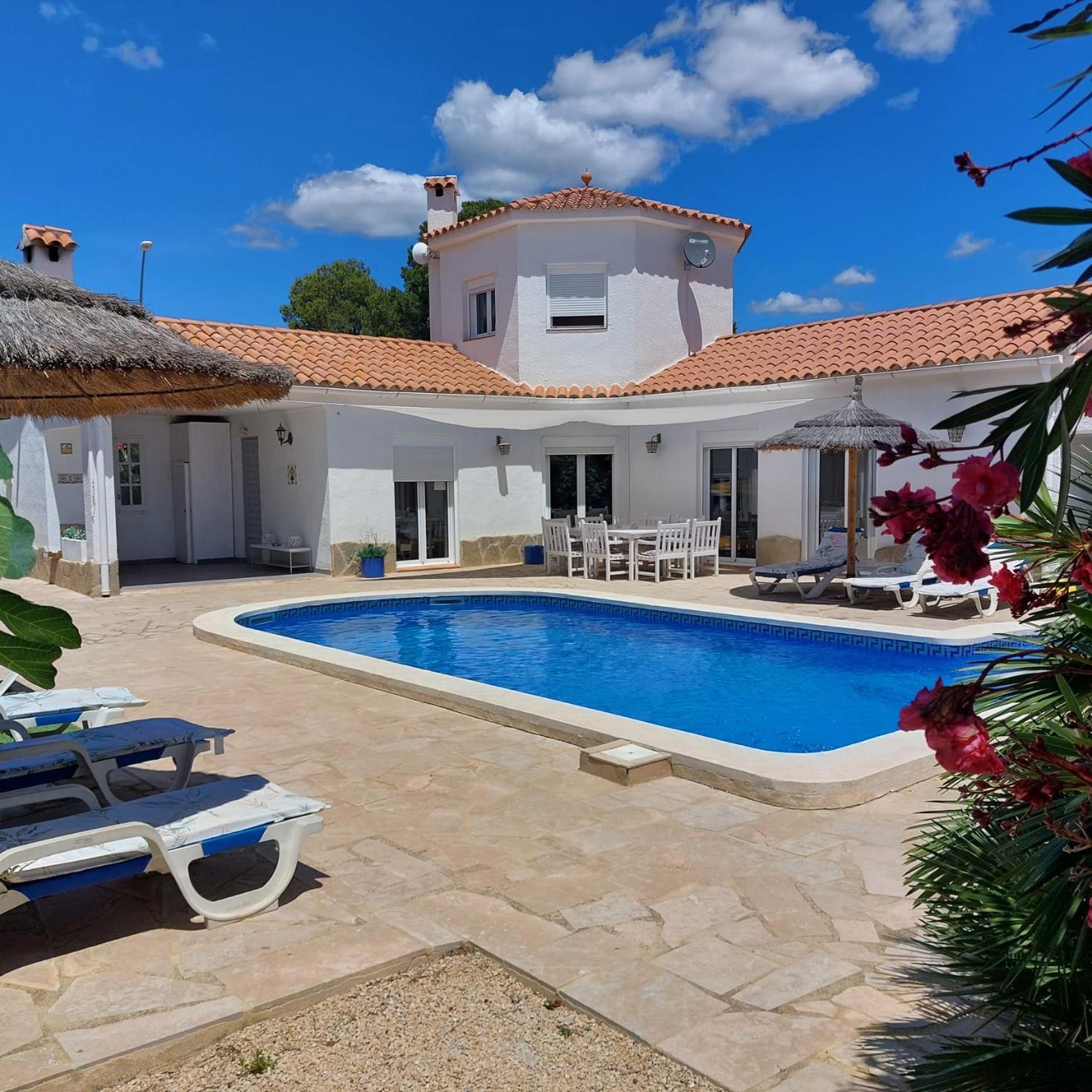 Villa Voor 8 Personen Met Zwembad Калафат Экстерьер фото
